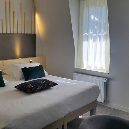 Le Castelet Hotell Le Mont-Dore Eksteriør bilde