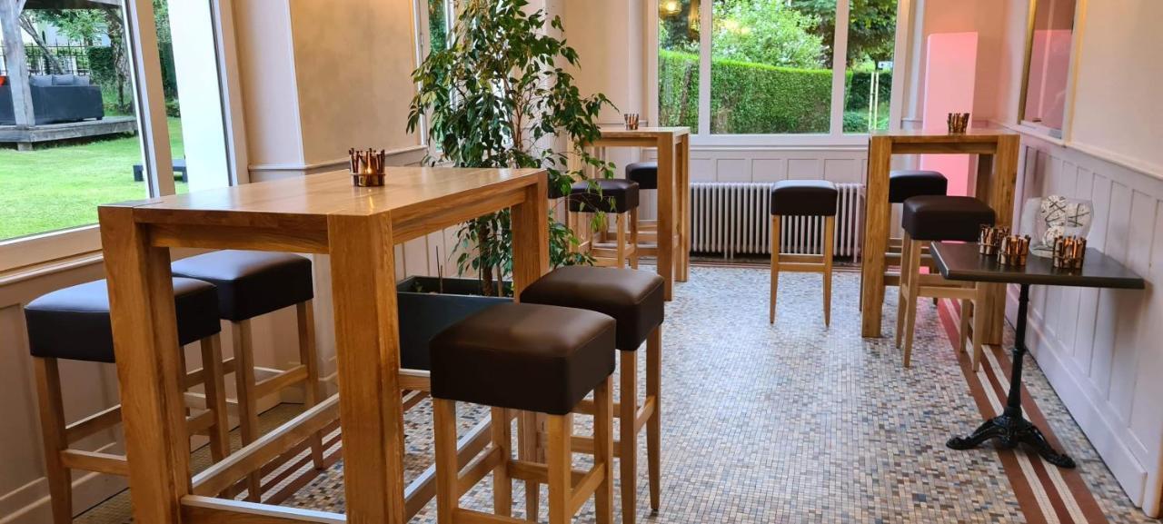 Le Castelet Hotell Le Mont-Dore Eksteriør bilde