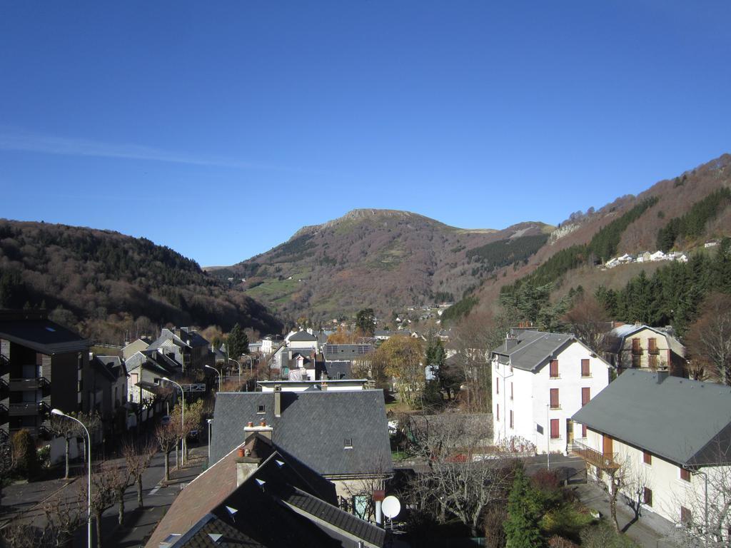 Le Castelet Hotell Le Mont-Dore Eksteriør bilde